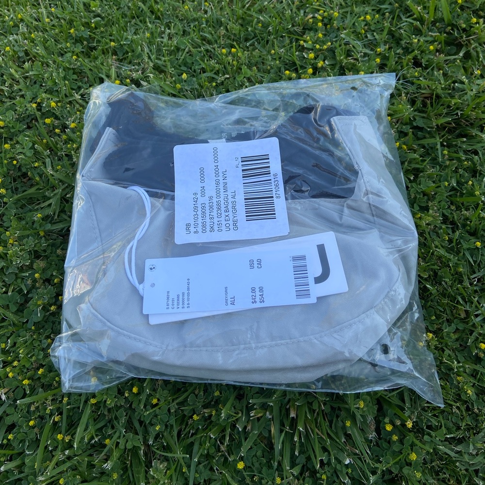 Baggu Nylon Mini Crescent Bag